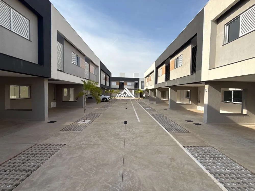 Sobrado, 3 quartos, 104 m² - Foto 1