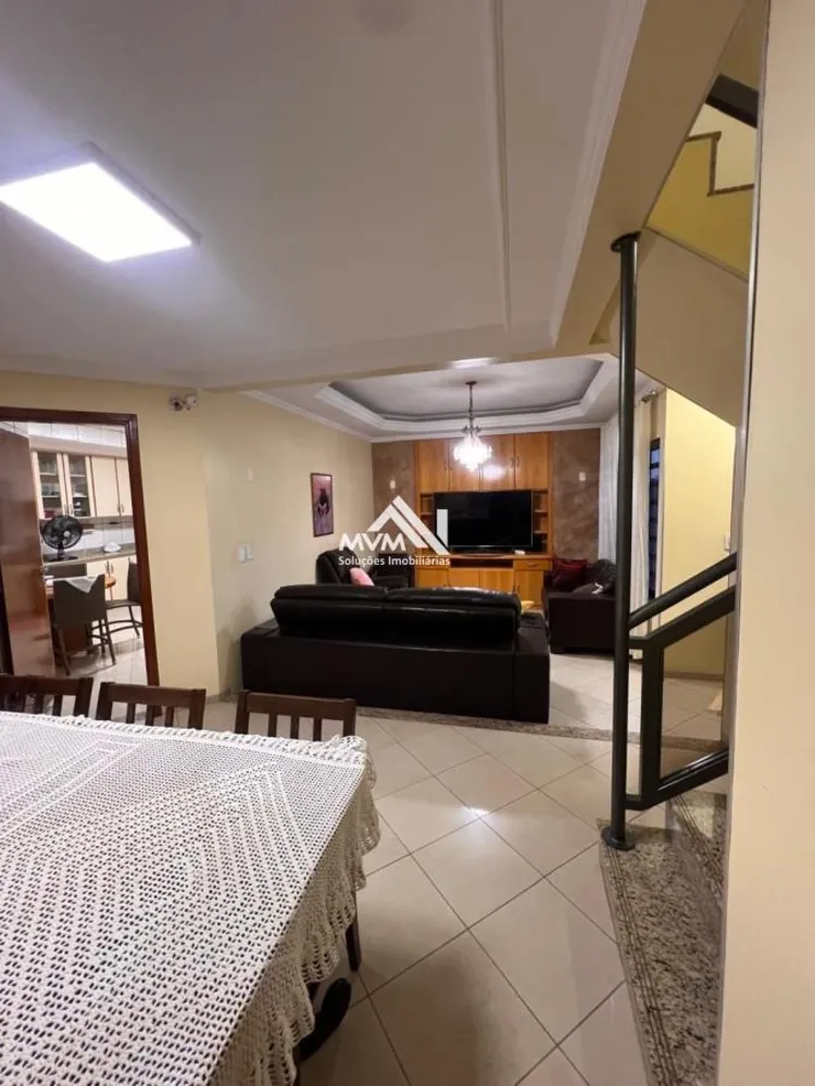 Sobrado, 3 quartos, 266 m² - Foto 6