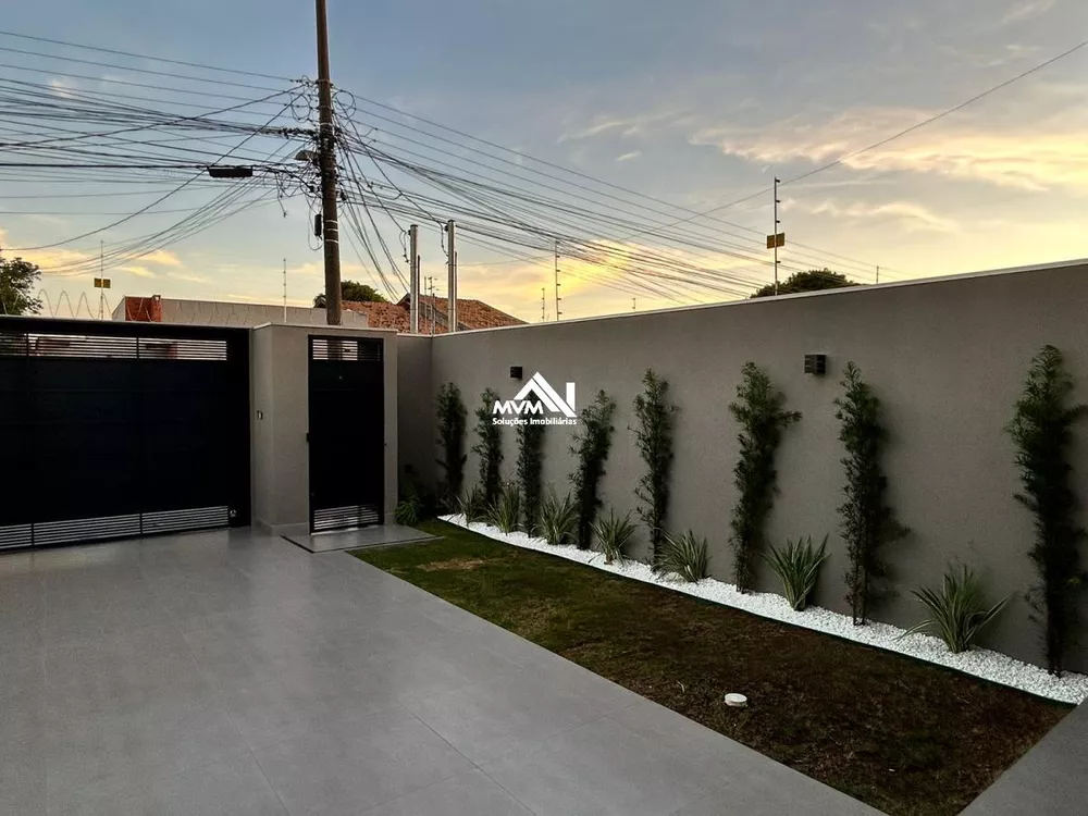 Casa à venda com 3 quartos, 120m² - Foto 2