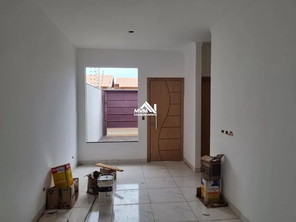 Casa à venda com 2 quartos, 49m² - Foto 4