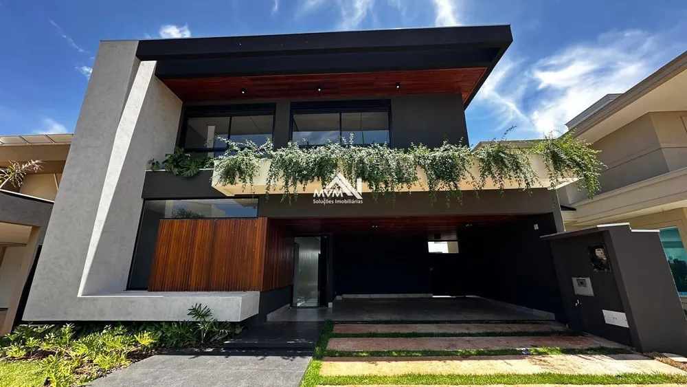 Sobrado, 3 quartos, 300 m² - Foto 1