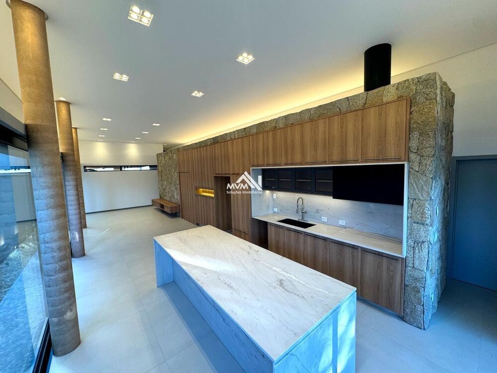 Casa de Condomínio à venda com 3 quartos, 360m² - Foto 5