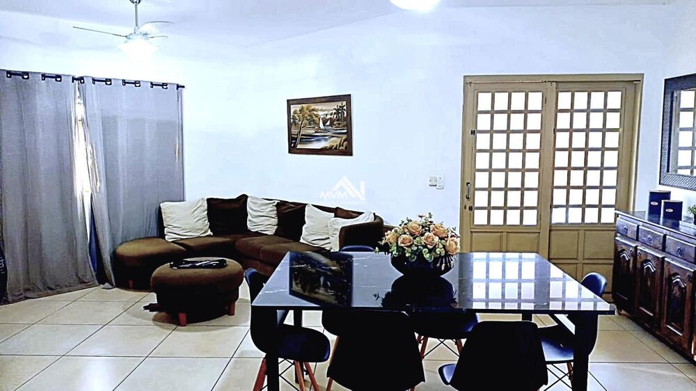 Casa, 3 quartos, 180 m² - Foto 3