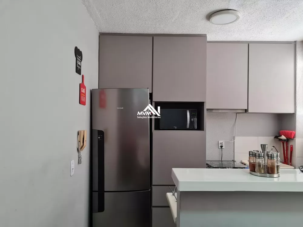 Apartamento à venda com 2 quartos, 45m² - Foto 2