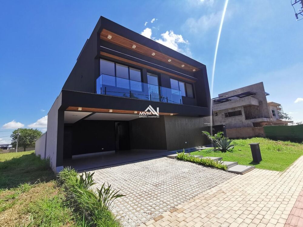 Sobrado, 3 quartos, 256 m² - Foto 1