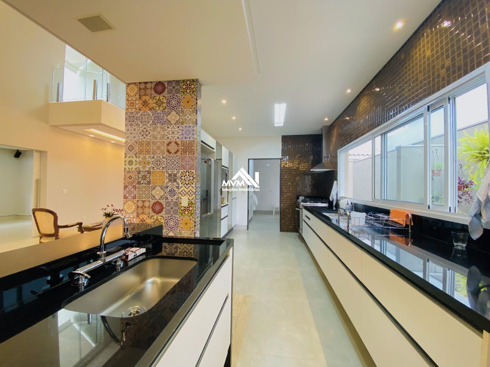 Sobrado, 3 quartos, 344 m² - Foto 14