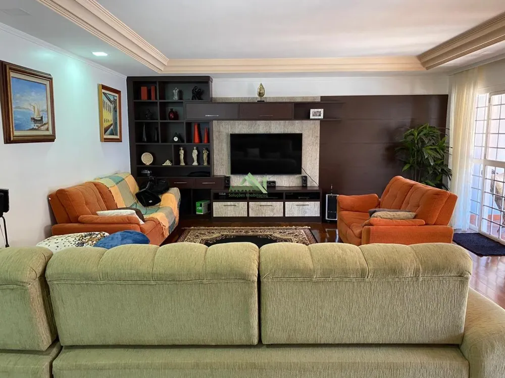 Sobrado, 3 quartos, 550 m² - Foto 1