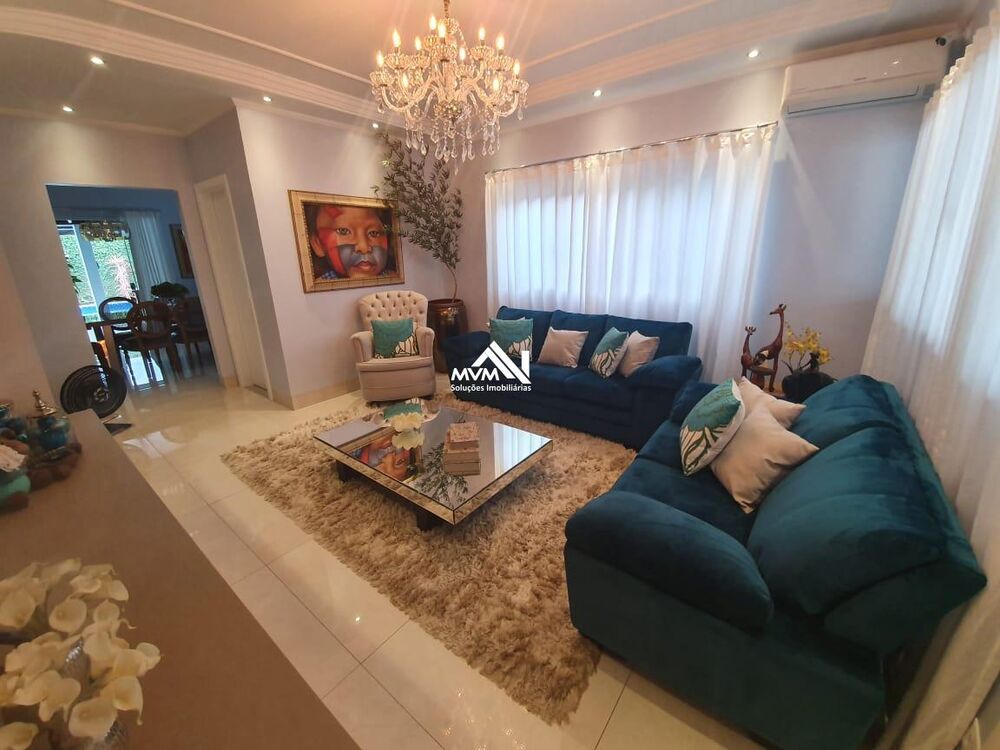 Casa à venda com 3 quartos, 360m² - Foto 2