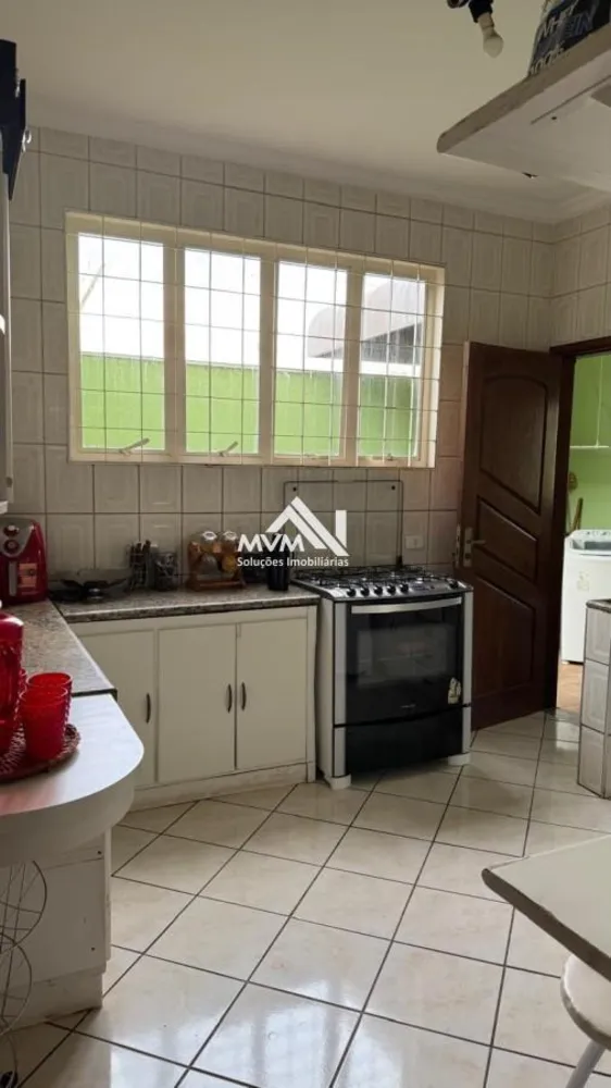 Sobrado, 4 quartos, 280 m² - Foto 2