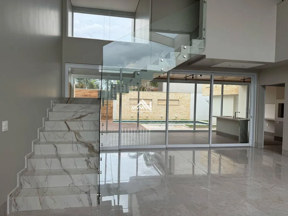 Sobrado, 4 quartos, 327 m² - Foto 2