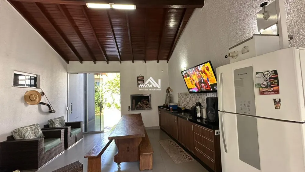 Casa, 4 quartos, 253 m² - Foto 3