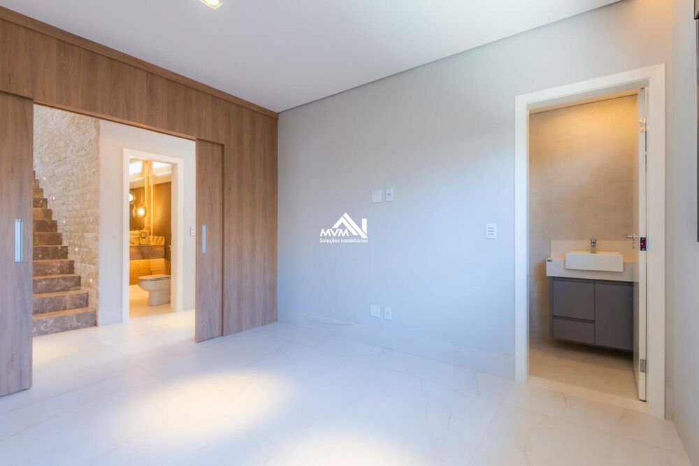 Sobrado, 5 quartos, 421 m² - Foto 5