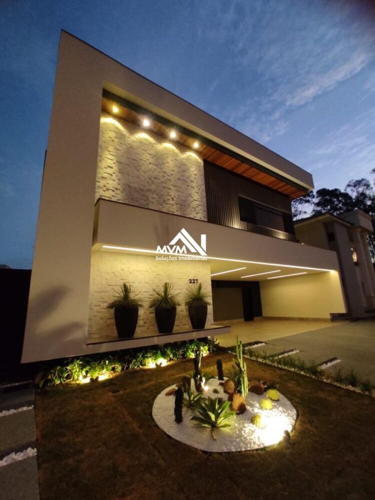 Sobrado, 5 quartos, 421 m² - Foto 1