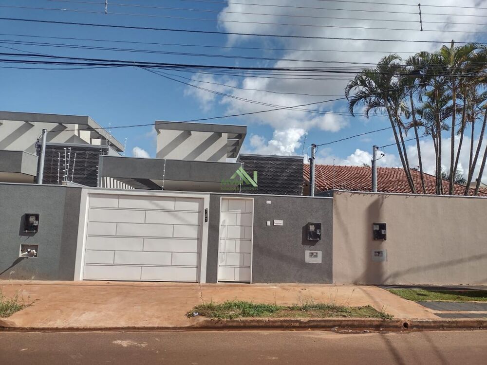 Casa, 3 quartos, 130 m² - Foto 1