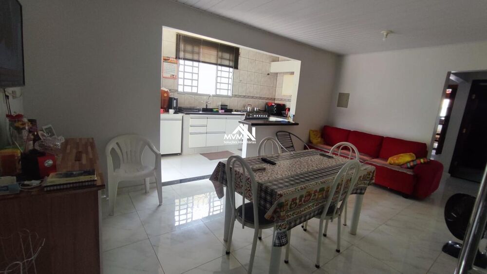 Casa, 4 quartos, 250 m² - Foto 2