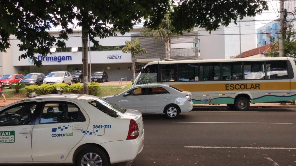 Loteamento e Condomínio, 800 m² - Foto 1