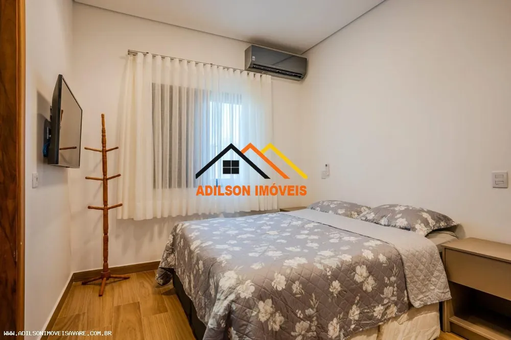 Casa, 4 quartos, 218 m² - Foto 3