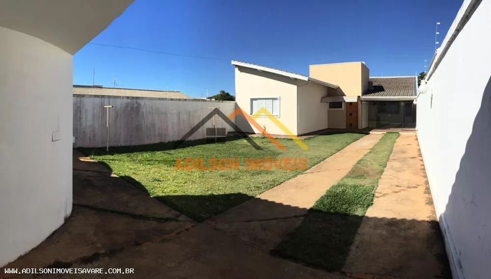 Casa à venda com 2 quartos, 308m² - Foto 4