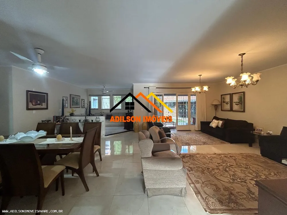 Casa, 3 quartos, 270 m² - Foto 1