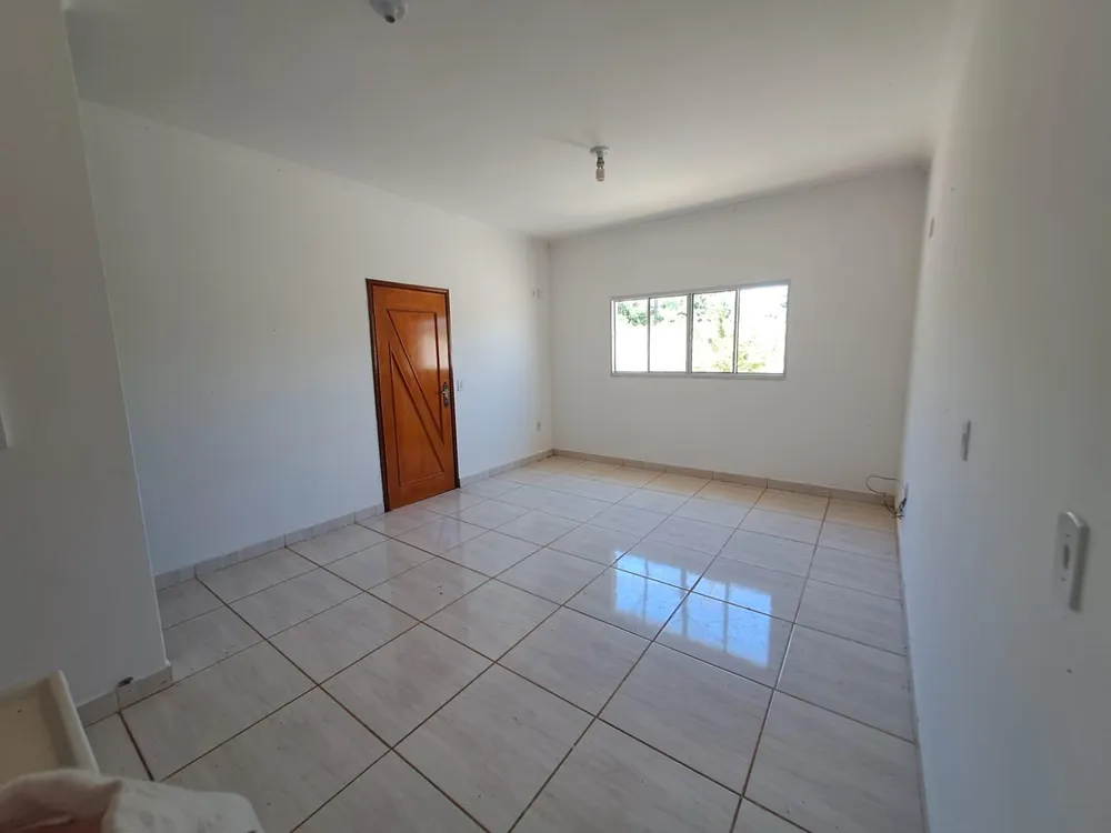 Casa, 3 quartos, 70 m² - Foto 2