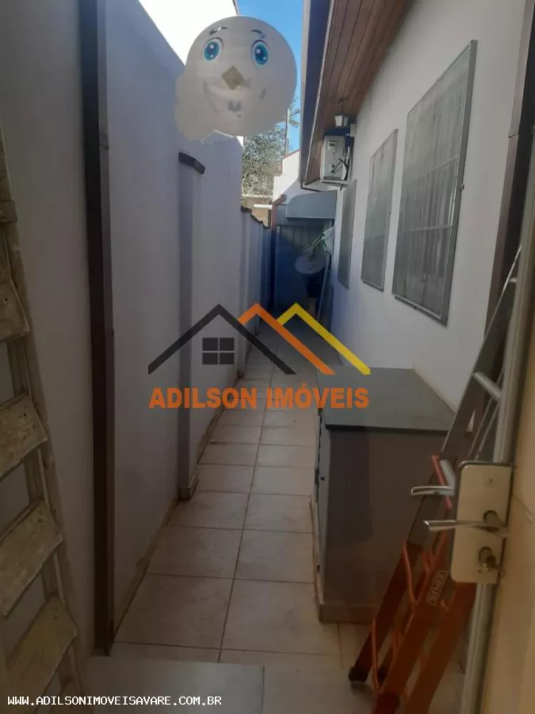 Casa à venda com 3 quartos, 181m² - Foto 2