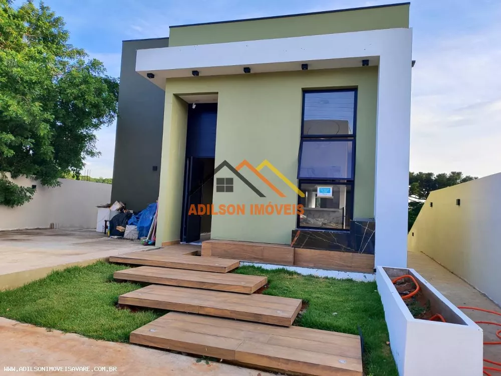 Casa à venda com 2 quartos, 300m² - Foto 1