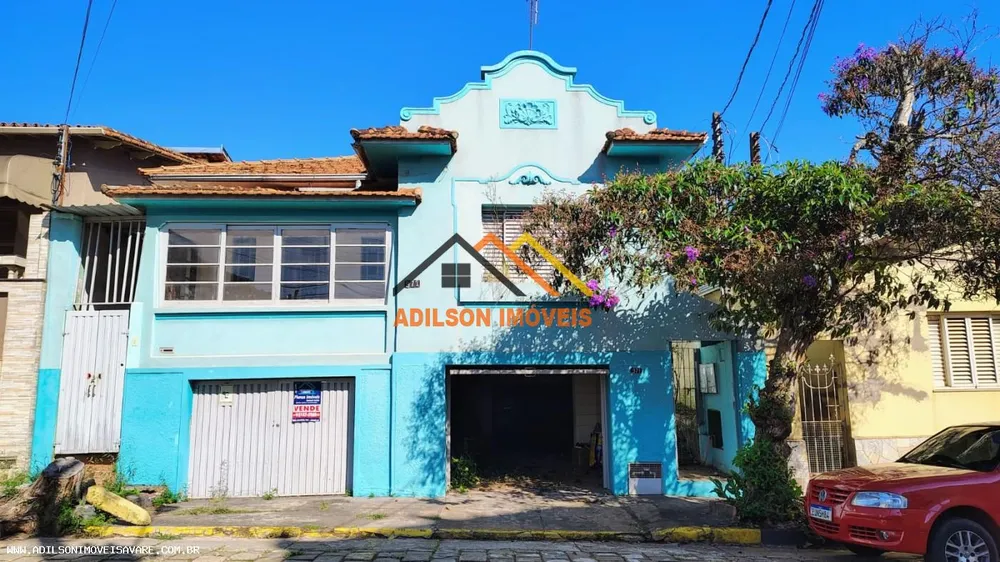 Casa, 5 quartos, 242 m² - Foto 1