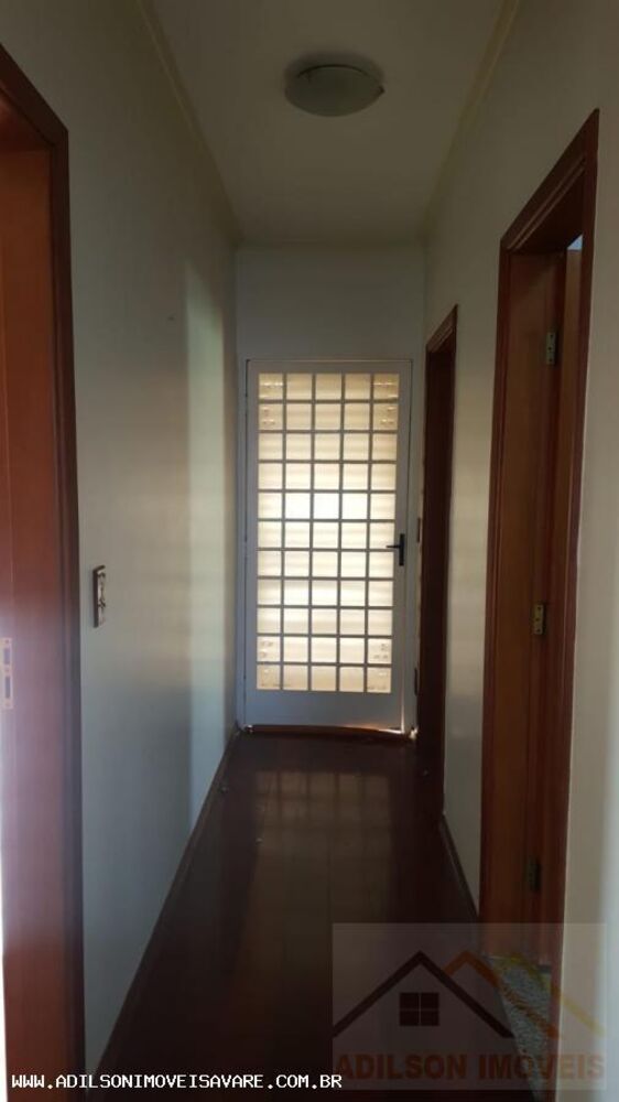 Casa à venda com 3 quartos, 285m² - Foto 21