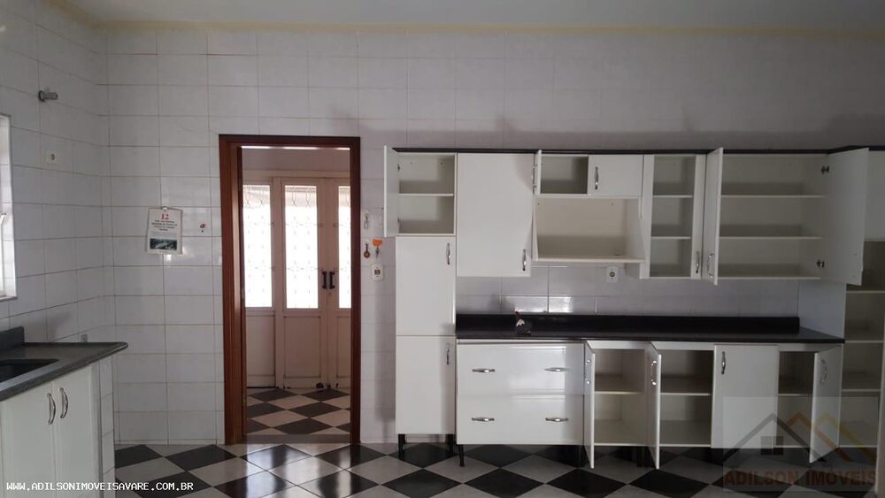 Casa à venda com 3 quartos, 285m² - Foto 12