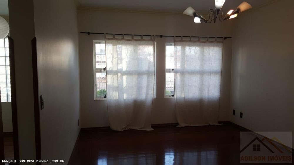 Casa à venda com 3 quartos, 285m² - Foto 19