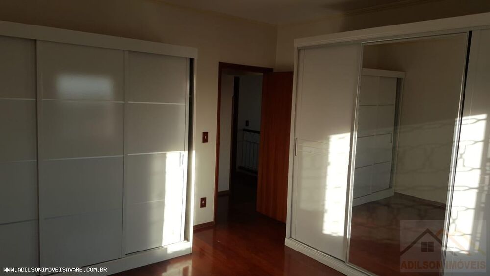 Casa à venda com 3 quartos, 285m² - Foto 18
