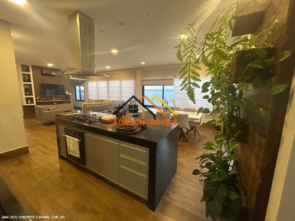Casa, 3 quartos, 210 m² - Foto 1