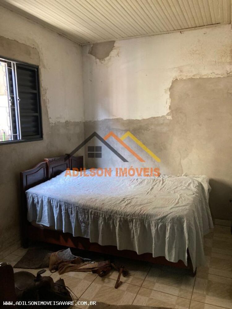 Casa à venda com 4 quartos, 144m² - Foto 9
