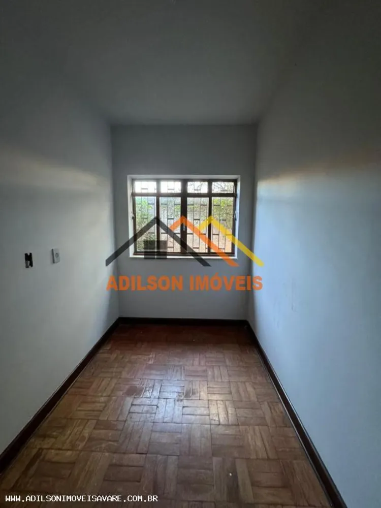 Casa, 4 quartos, 230 m² - Foto 1