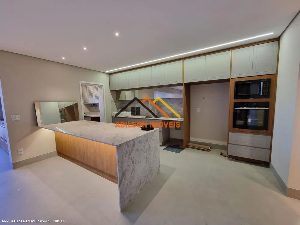 Apartamento, 3 quartos, 215 m² - Foto 1