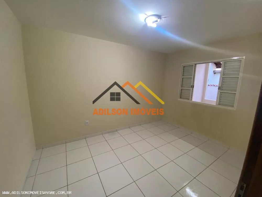 Casa à venda com 3 quartos, 250m² - Foto 4