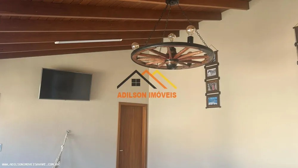 Casa, 3 quartos, 220 m² - Foto 1
