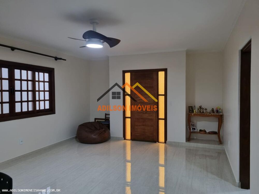 Casa, 3 quartos, 164 m² - Foto 2