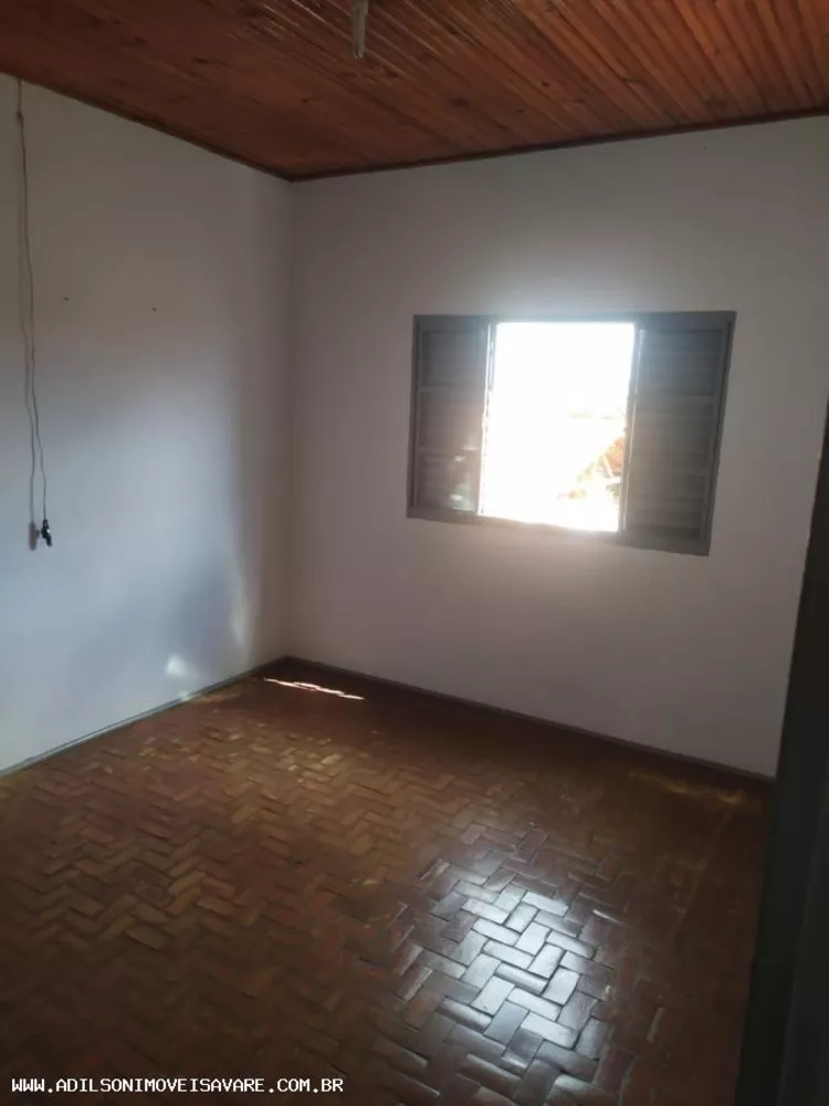 Casa à venda com 2 quartos, 250m² - Foto 3