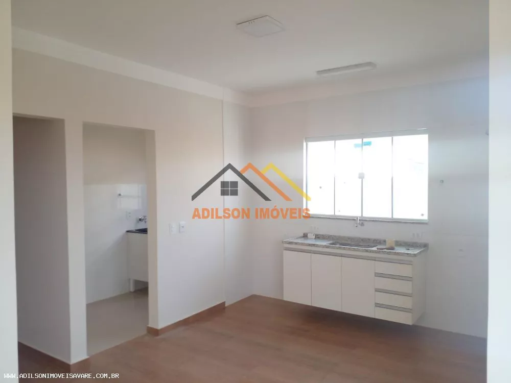 Casa à venda com 3 quartos, 250m² - Foto 4