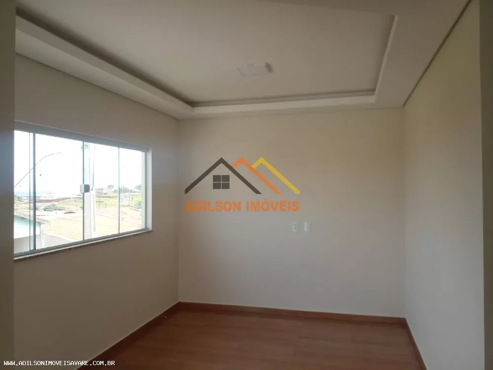 Casa à venda com 3 quartos, 250m² - Foto 3