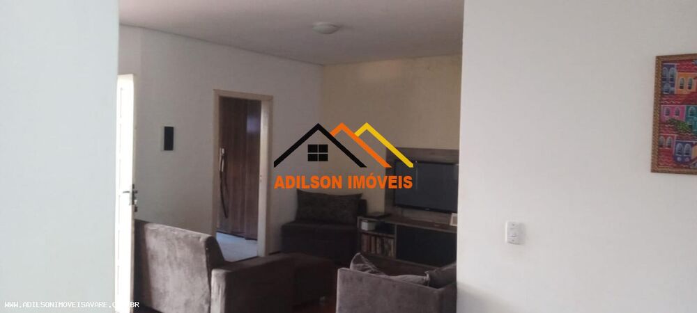 Casa à venda com 2 quartos, 420m² - Foto 3