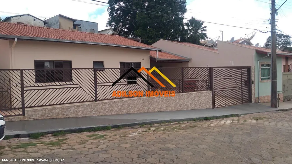 Casa, 3 quartos, 217 m² - Foto 1