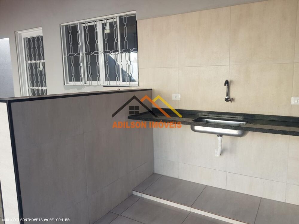 Casa à venda com 3 quartos, 200m² - Foto 8