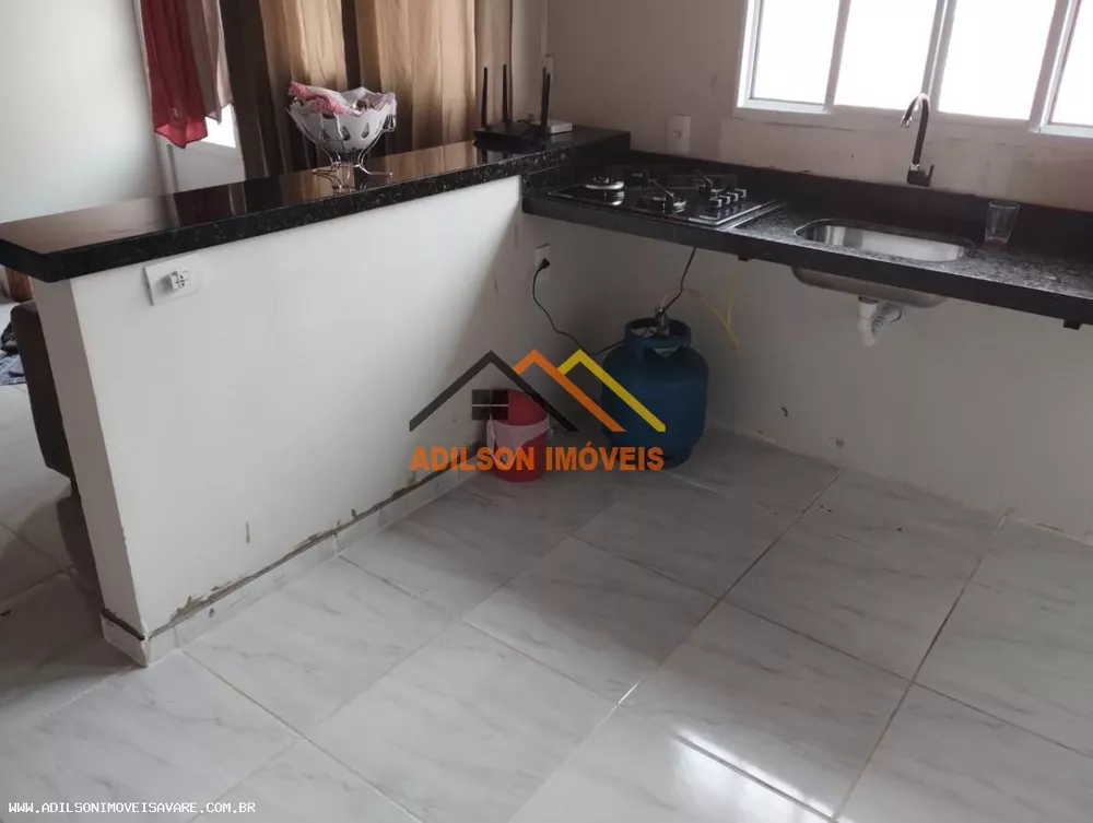 Casa à venda com 1 quarto, 200m² - Foto 1