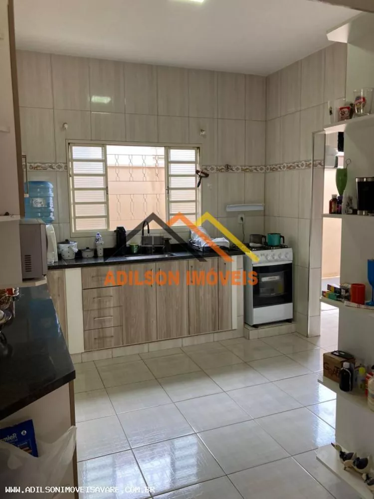 Casa à venda com 2 quartos, 308m² - Foto 11