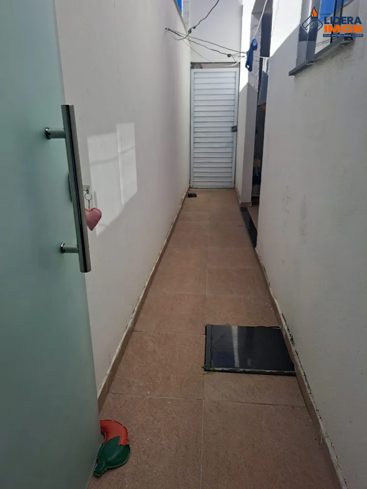 Casa, 3 quartos, 180 m² - Foto 1