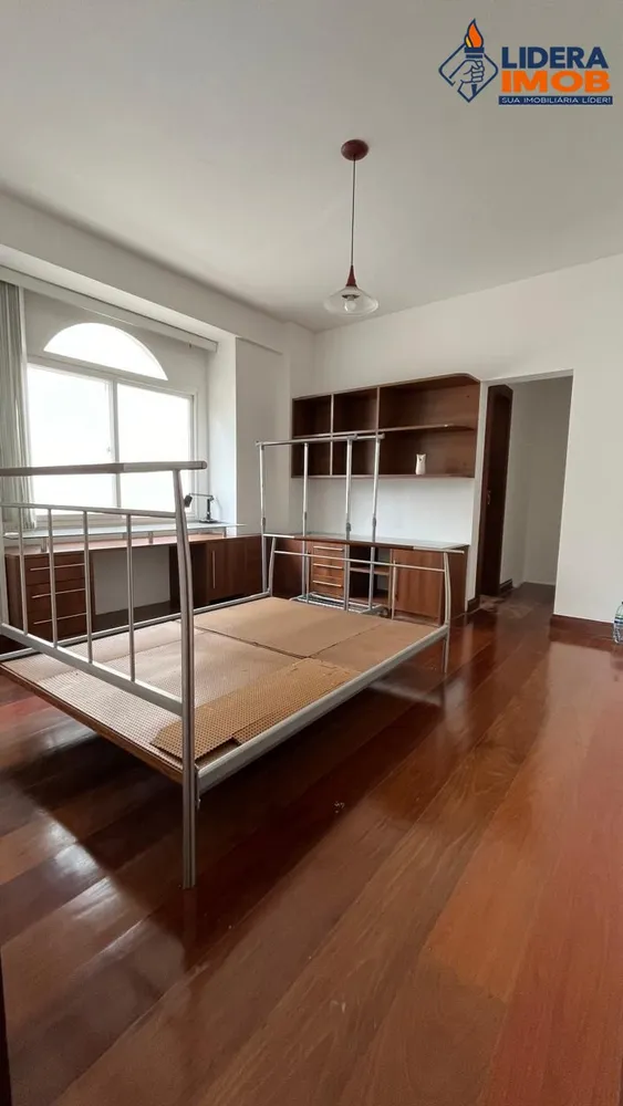 Casa, 6 quartos, 1000 m² - Foto 10