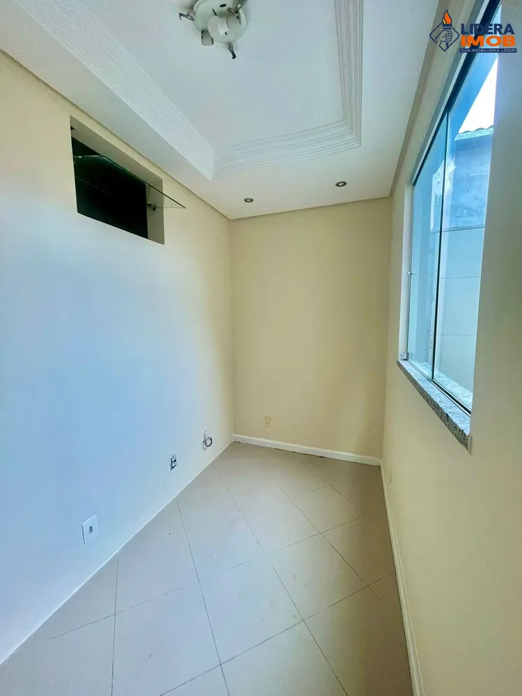 Casa, 3 quartos, 220 m² - Foto 2