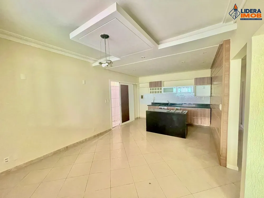 Casa, 3 quartos, 220 m² - Foto 4